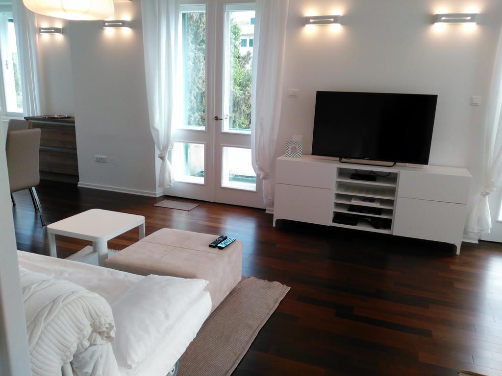 Apartment Palacio Сплит Екстериор снимка
